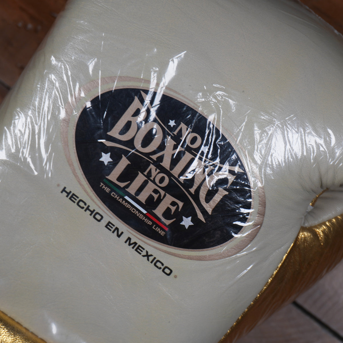 No Boxing No Life Gloves clearance creme / gold