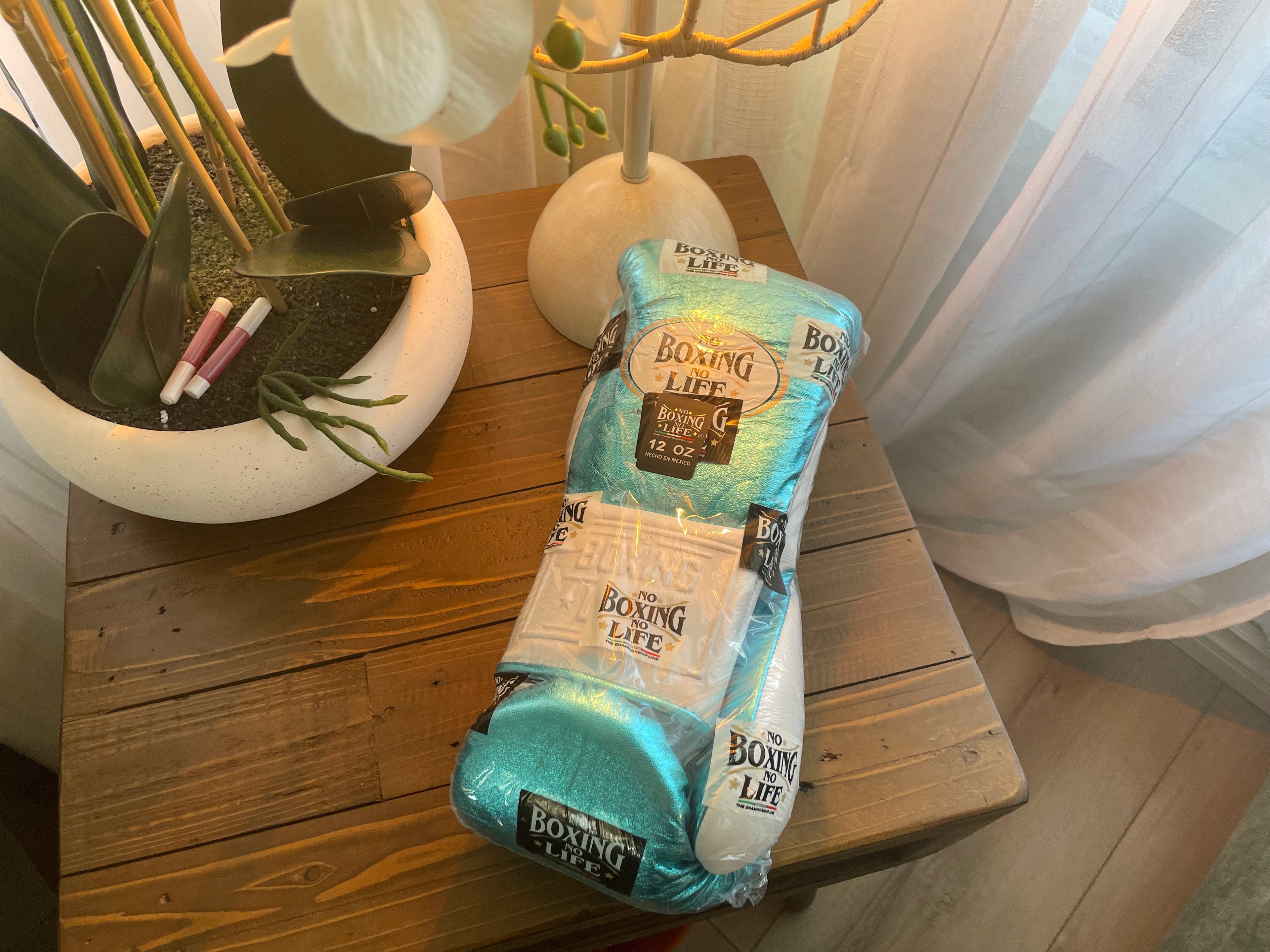 [ Teal & White ] No Boxing No Life 12oz Gloves